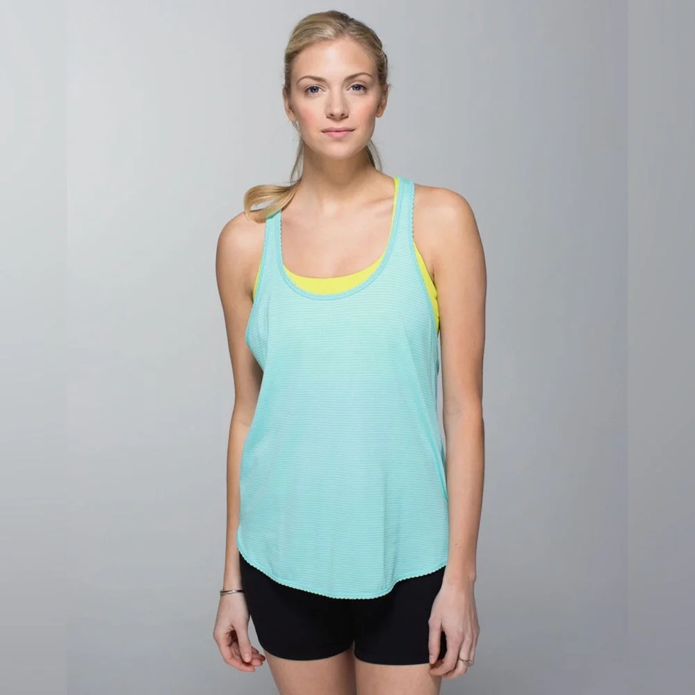 Lululemon 105 F Singlet *Silver - Picture 2 of 9